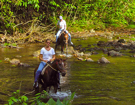 Horseback riding Aguila de Osa