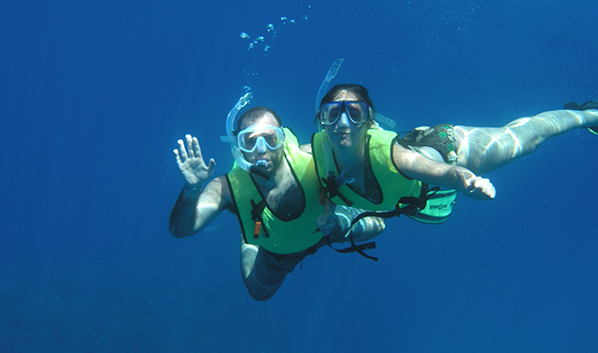 Snorkel Cano Island