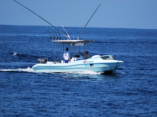 Reel Time 26' Fishing Charter in Osa Peninsula, Costa Rica