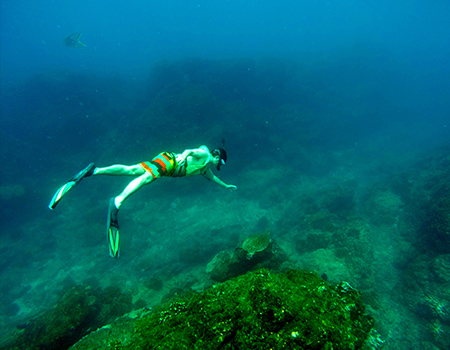Snorkeling Cano island